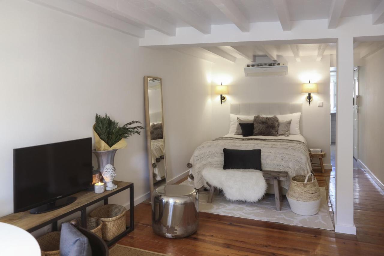 Chic Urban Retreat At Downtown With Balcony & Views Apartment Lisbon Bagian luar foto