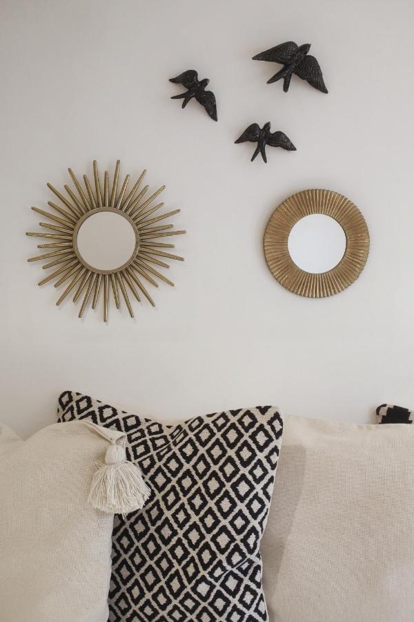 Chic Urban Retreat At Downtown With Balcony & Views Apartment Lisbon Bagian luar foto